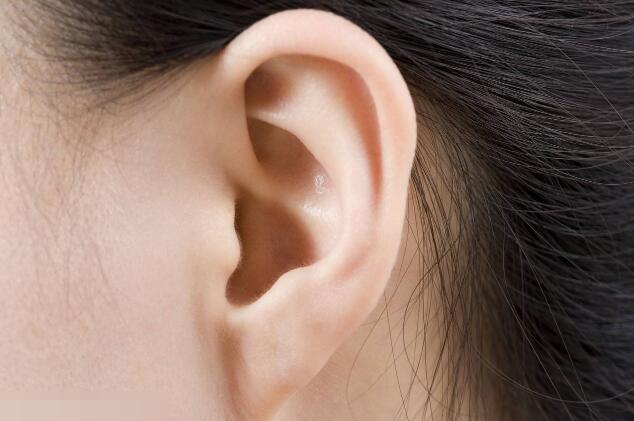 耳后有痣的女人感情事业好吗女人耳朵后面有痣代表什么